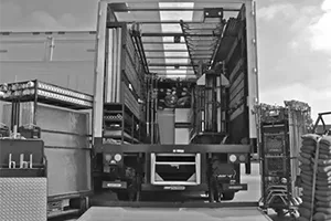 transporte de material de iluminación camión grande